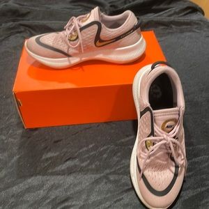 RARE New Nike Joyride Dual Run Women's  Running Shoes CD4363 500 Size 8